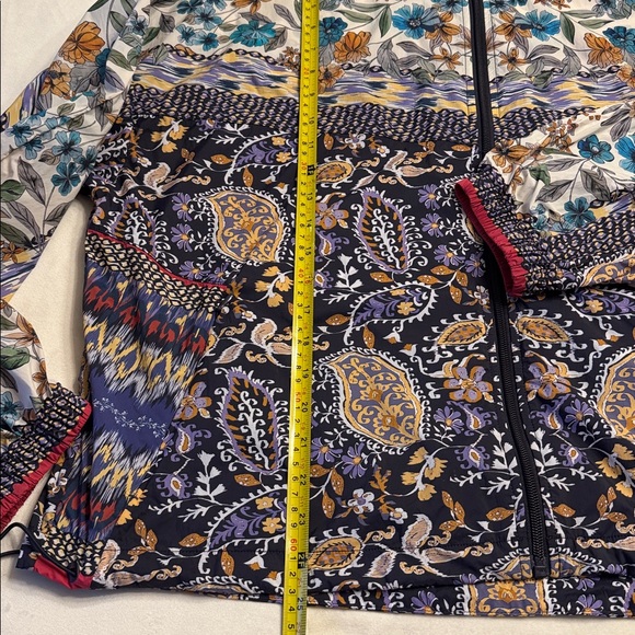 Johnny Was Active Betzy Floral Paisley Hooded Windbreaker, sz L - Picture 10 of 11